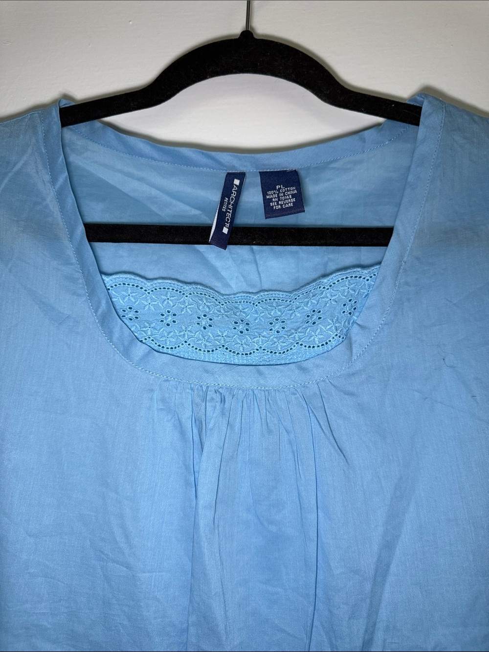 Architect Light Blue Scoop Neck Eyelet Blouse Cap‎ Sleeve Size Large Petite - Picture 4 of 7